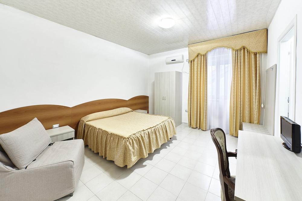 Albergo Nuovo Belvedere Battipaglia Esterno foto